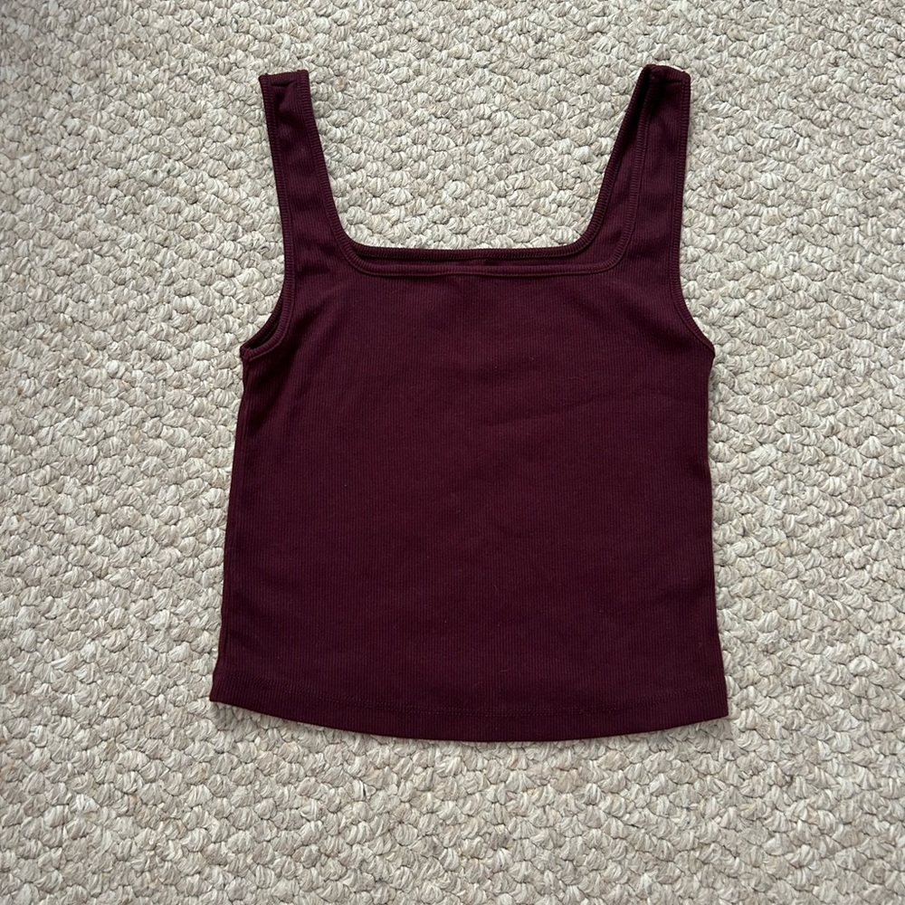 Old Navy Cropped Tank Top